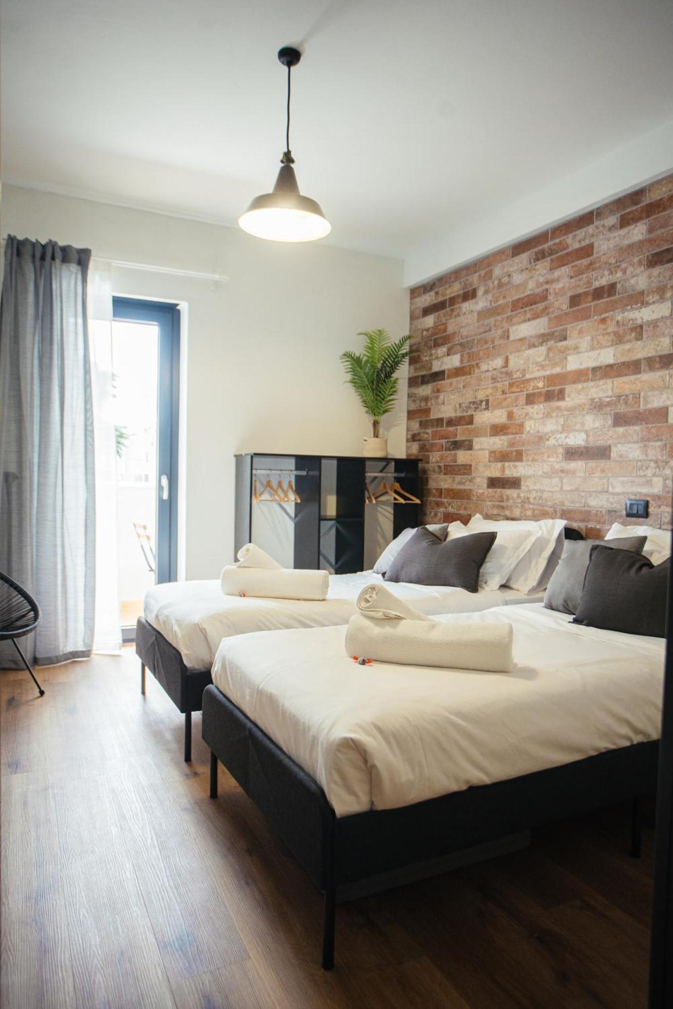 The Brick 194, 7 Posti Letto, Parcheggio E Posto Bici Apartment Udine Exterior photo